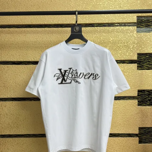 Louis Vuitton T-Shirts for AAAA Louis Vuitton T-Shirts #B60327