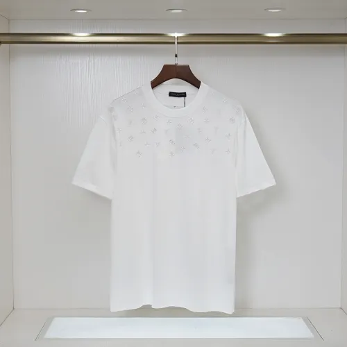 Louis Vuitton T-Shirts for AAAA Louis Vuitton T-Shirts #B61155