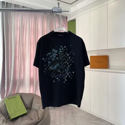 Louis Vuitton T-Shirts for AAAA Louis Vuitton T-Shirts #B64415
