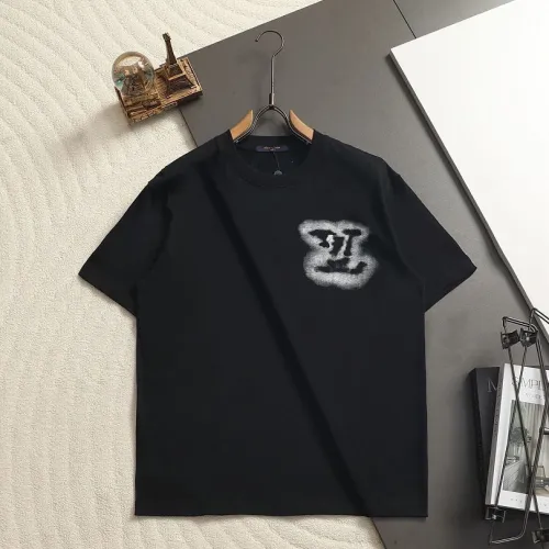 Louis Vuitton T-Shirts for AAAA Louis Vuitton T-Shirts #B65944