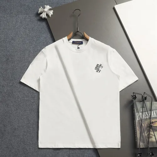 Louis Vuitton T-Shirts for AAAA Louis Vuitton T-Shirts #B66126