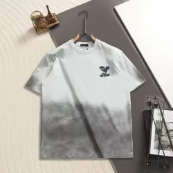 Louis Vuitton T-Shirts for AAAA Louis Vuitton T-Shirts #B66225