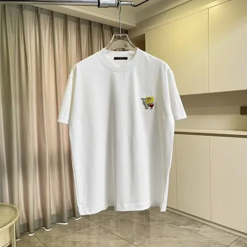 Louis Vuitton T-Shirts for AAAA Louis Vuitton T-Shirts #B66504