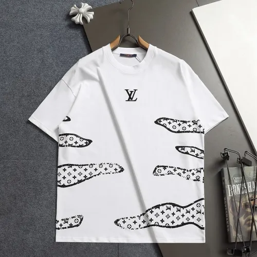 Louis Vuitton T-Shirts for AAAA Louis Vuitton T-Shirts #B66757
