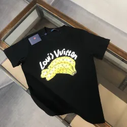 Louis Vuitton T-Shirts for AAAA Louis Vuitton T-Shirts #B67313
