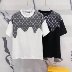 Louis Vuitton T-Shirts for AAAA Louis Vuitton T-Shirts Black/White #B46674