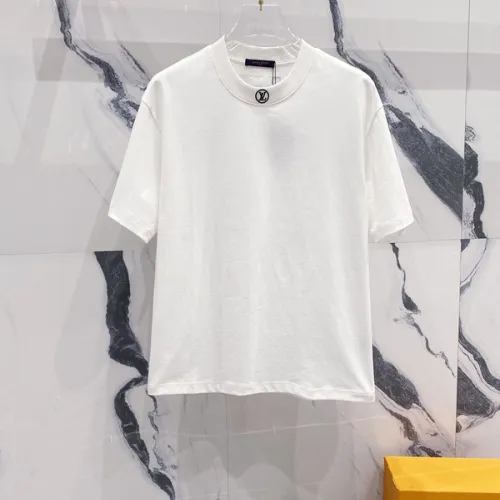 Louis Vuitton T-Shirts for AAAA Louis Vuitton T-Shirts Black/White #B49917