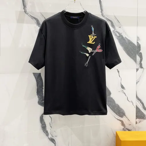 Louis Vuitton T-Shirts for AAAA Louis Vuitton T-Shirts Black/White #B49943