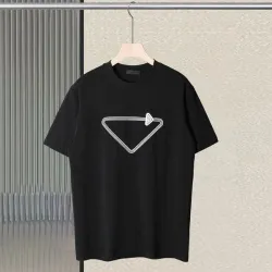 Prada T-Shirts for Men #B47402