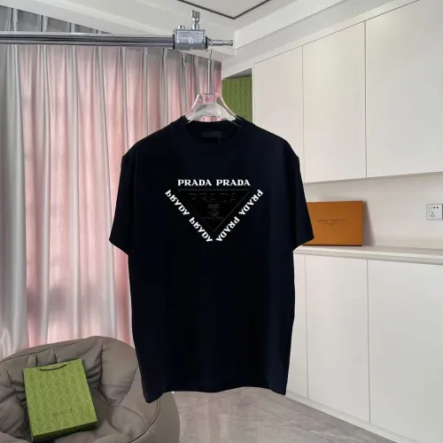Prada T-Shirts for Men #B60339