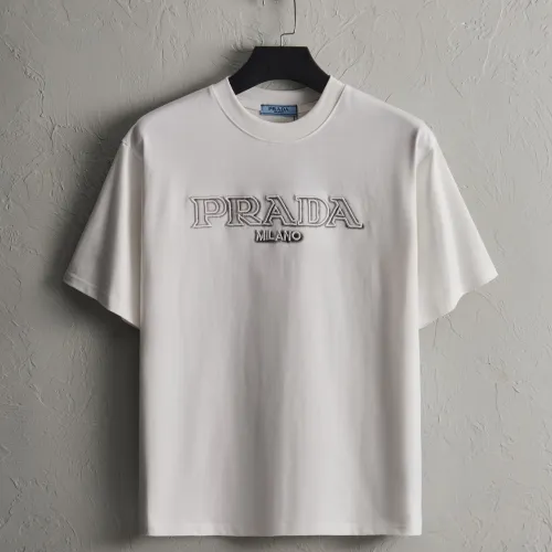 Prada T-Shirts for Men #B66911