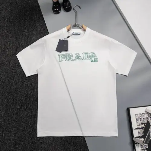 Prada T-Shirts for Men Black/White #B47137