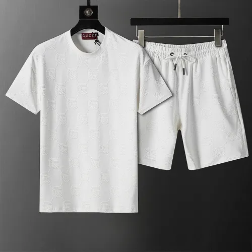Gucci Tracksuits for Gucci short tracksuits for men #B61436