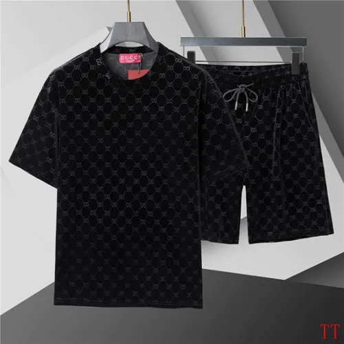 Gucci Tracksuits for Gucci short tracksuits for men #B65810