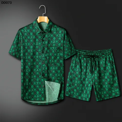 Louis Vuitton tracksuits for Louis Vuitton short tracksuits for men #B48746