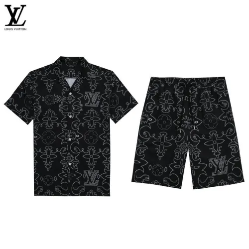 Louis Vuitton tracksuits for Louis Vuitton short tracksuits for men #B49886
