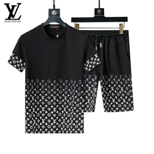 Louis Vuitton tracksuits for Louis Vuitton short tracksuits for men #B51879