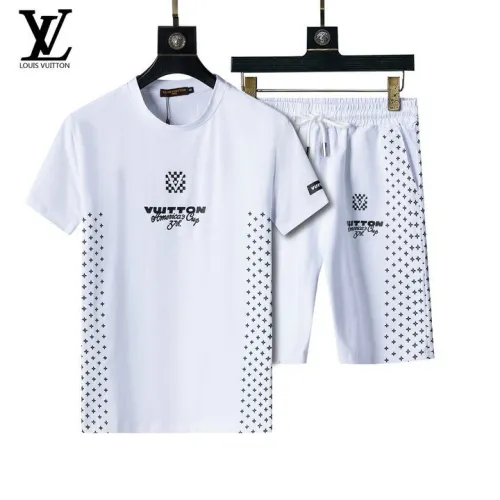 Louis Vuitton tracksuits for Louis Vuitton short tracksuits for men #B51886