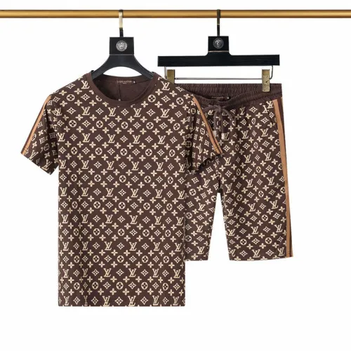 Louis Vuitton tracksuits for Louis Vuitton short tracksuits for men #B51890