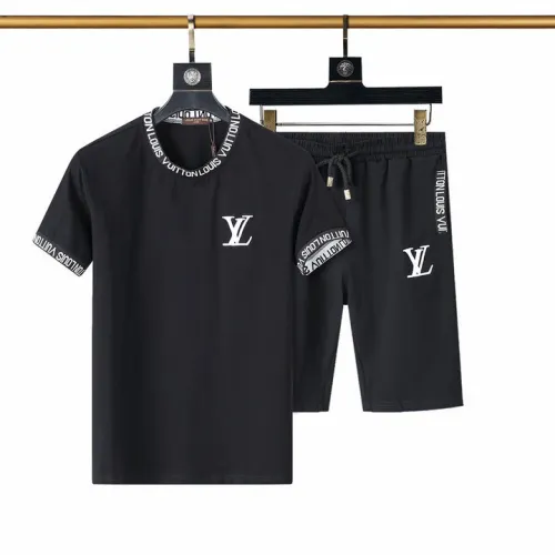 Louis Vuitton tracksuits for Louis Vuitton short tracksuits for men #B51891