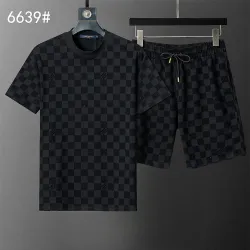 Louis Vuitton tracksuits for Louis Vuitton short tracksuits for men #B61387
