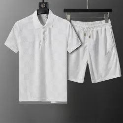 Louis Vuitton tracksuits for Louis Vuitton short tracksuits for men #B61400