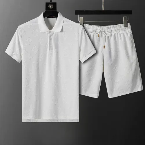 Louis Vuitton tracksuits for Louis Vuitton short tracksuits for men #B61432