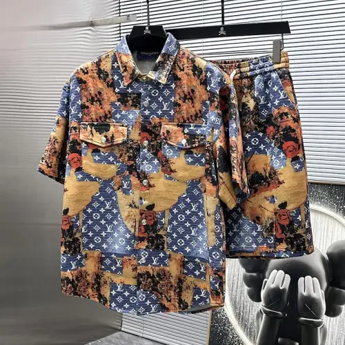 Louis Vuitton tracksuits for Louis Vuitton short tracksuits for men #B61866