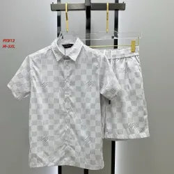 Louis Vuitton tracksuits for Louis Vuitton short tracksuits for men #B65710