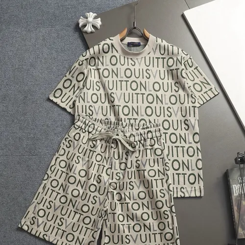 Louis Vuitton tracksuits for Louis Vuitton short tracksuits for men #B65804