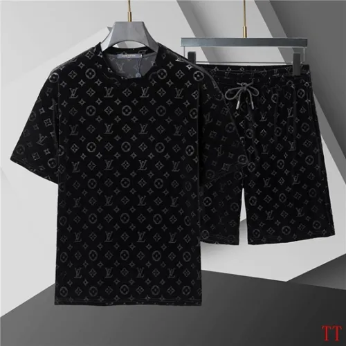 Louis Vuitton tracksuits for Louis Vuitton short tracksuits for men #B65809