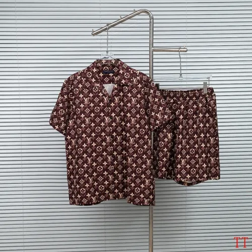 Louis Vuitton tracksuits for Louis Vuitton short tracksuits for men #B66771