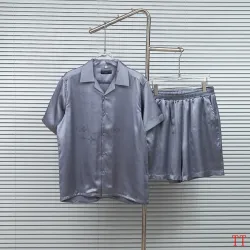 Louis Vuitton tracksuits for Louis Vuitton short tracksuits for men #B66777