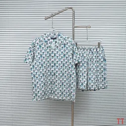 Louis Vuitton tracksuits for Louis Vuitton short tracksuits for men #B66779