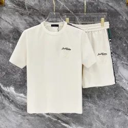 Louis Vuitton tracksuits for Louis Vuitton short tracksuits for men #B67006