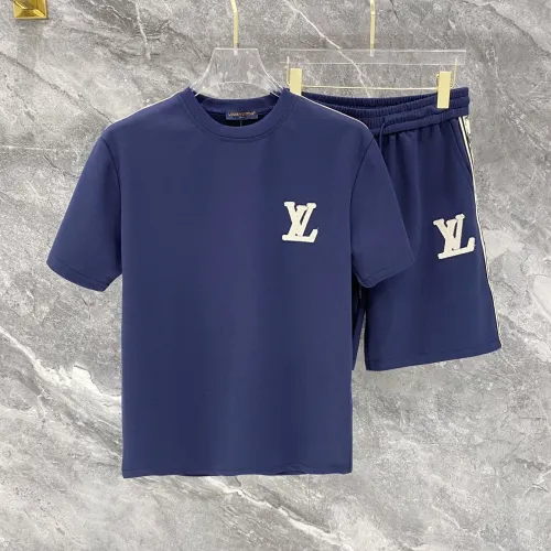 Louis Vuitton tracksuits for Louis Vuitton short tracksuits for men #B67013