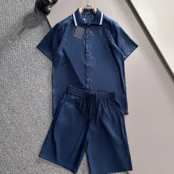 Louis Vuitton tracksuits for Louis Vuitton short tracksuits for men #B67061