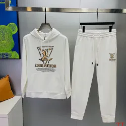 Louis Vuitton tracksuits for Men long tracksuits #B50489