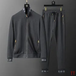 Louis Vuitton tracksuits for Men long tracksuits #B54669
