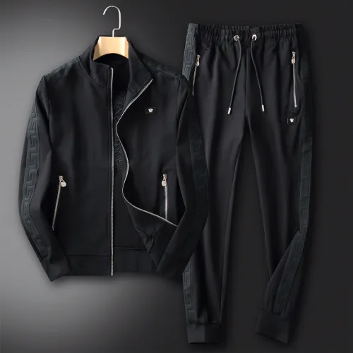 versace Tracksuits for Men's long tracksuits #999931141