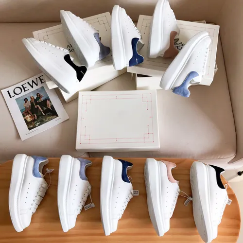 Alexander McQueen Shoes for Unisex McQueen Sneakers Small white shoes women's 2022 new couple all-match thick-bottomed sponge cake to increase sports and leisure leather board shoes #99921465 Alexander McQueen Shoes for Unisex McQueen Sneakers Small white shoes women's 2022 new couple all-match thick-bottomed sponge cake to increase sports and leisure leather board shoes #99921465