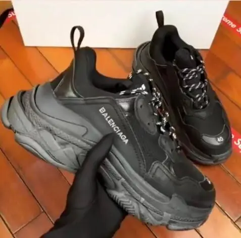 Balenciaga shoes for Balenciaga Unisex Shoes #9125720