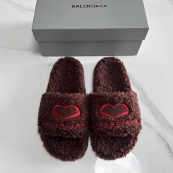 Balenciaga shoes for Women's Balenciaga Slippers #B56841
