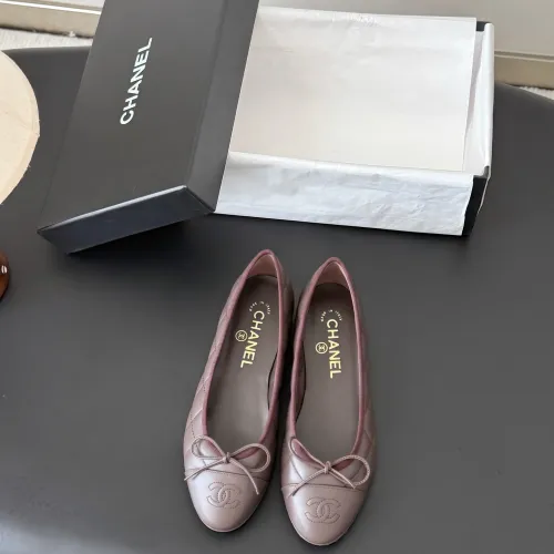 Chanel Beige Patent & Suede Ballet Flats with Bow Detail, Women’s Pumps #A69857