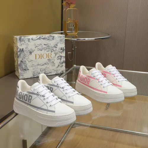 Dior Shoes for Women's Sneakers #B49444