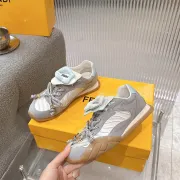 Fendi shoes for Women's Fendi Sneakers #B64351