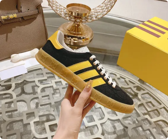 Gucci Shoes for Mens Gucci Sneakers #B67408