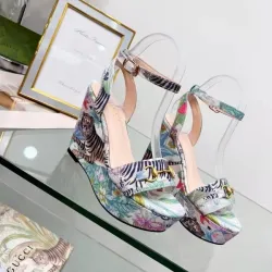 Gucci Shoes for Women Gucci Sandals #99921044