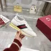 Gucci Shoes for Women Gucci Sneakers #B50655