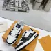 Louis Vuitton Shoes for Louis Vuitton Unisex Shoes #999932015
